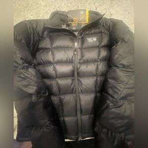 Mountain Hardwear Men's Black Puffer Jacket